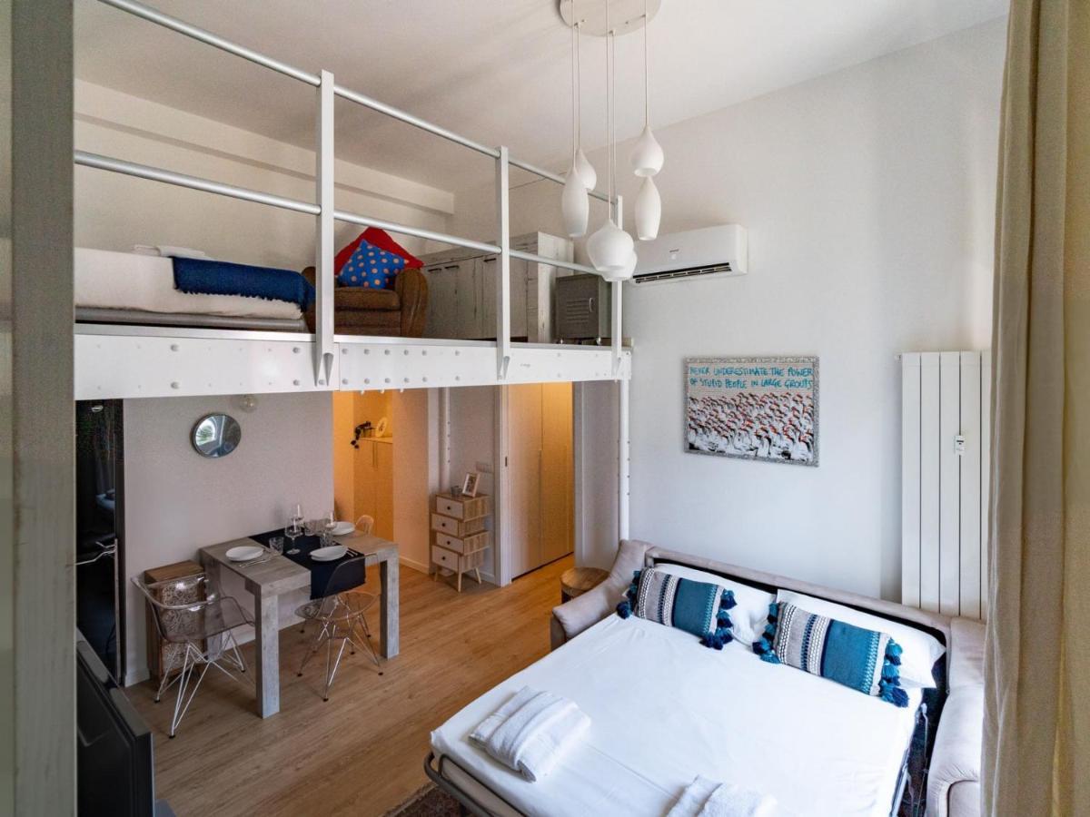 The Best Rent - Lovely Loft With Balcony Near Piazza Vetra Milan Bagian luar foto
