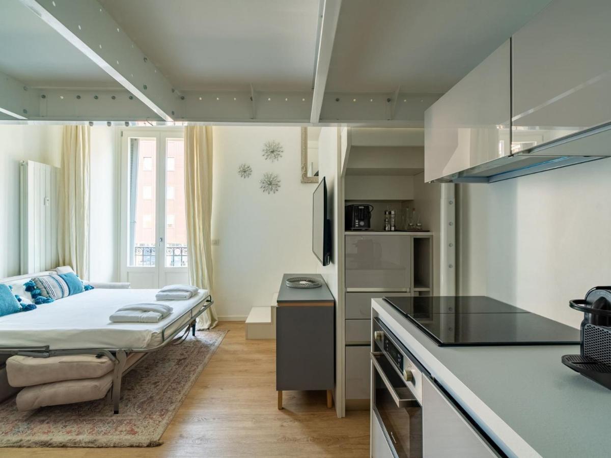 The Best Rent - Lovely Loft With Balcony Near Piazza Vetra Milan Bagian luar foto